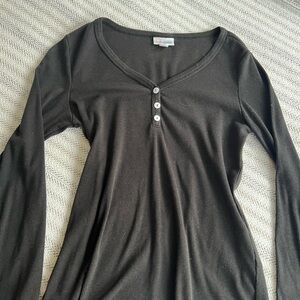 Women's Long Sleeve Top in Olive Green